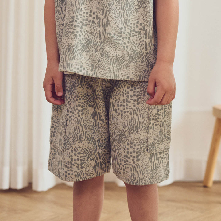 LEOPARD printed cargo shorts