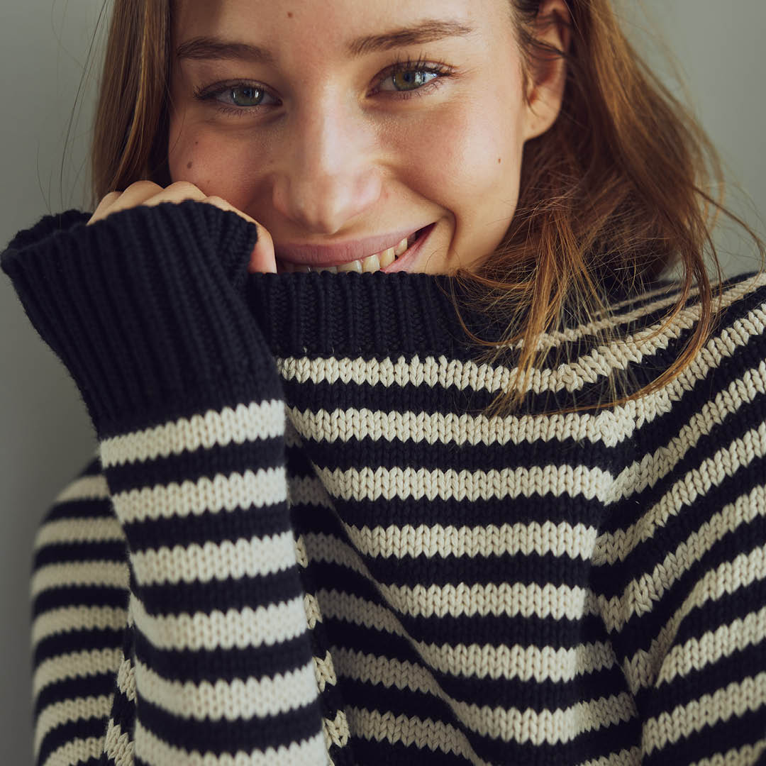 STRIPE KNIT sweater