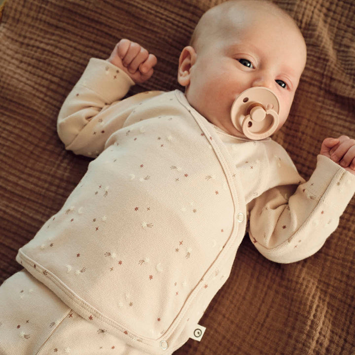 STARS rib cardigan with cross closure