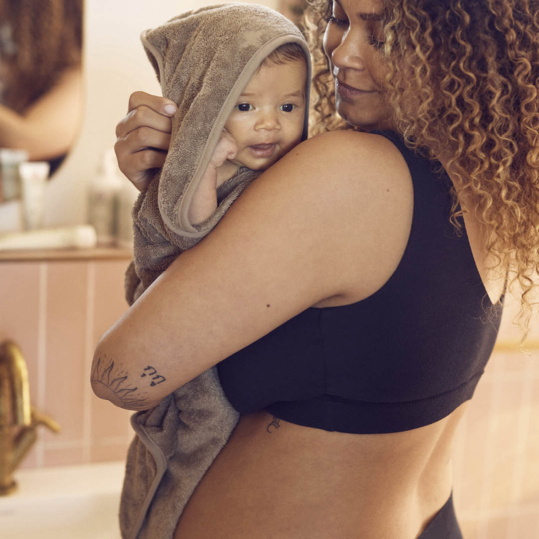 Baby towel with hood in organic cotton 70x70 cm