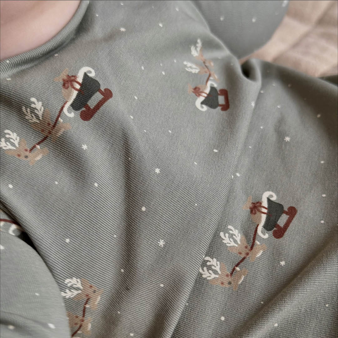CHRISTMAS printed top