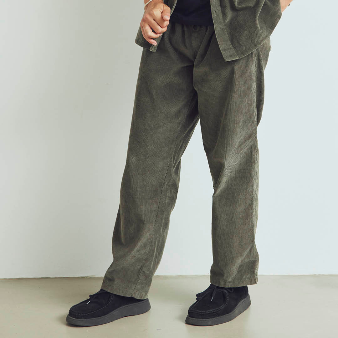 MEN'S corduroy pants