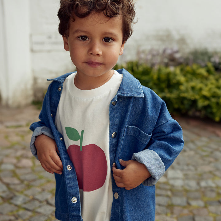APPLE T-shirt