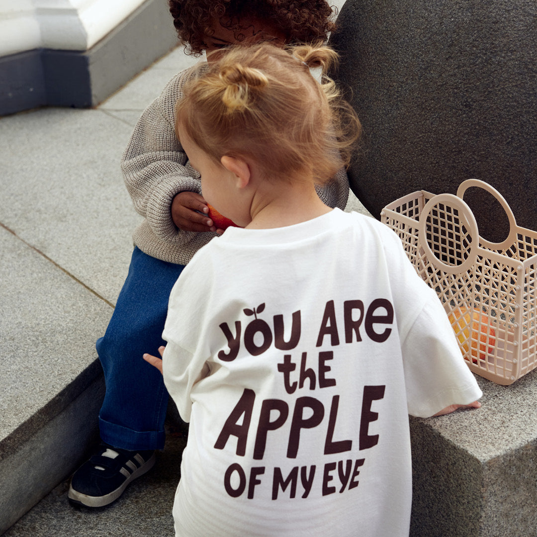 APPLE T-shirt
