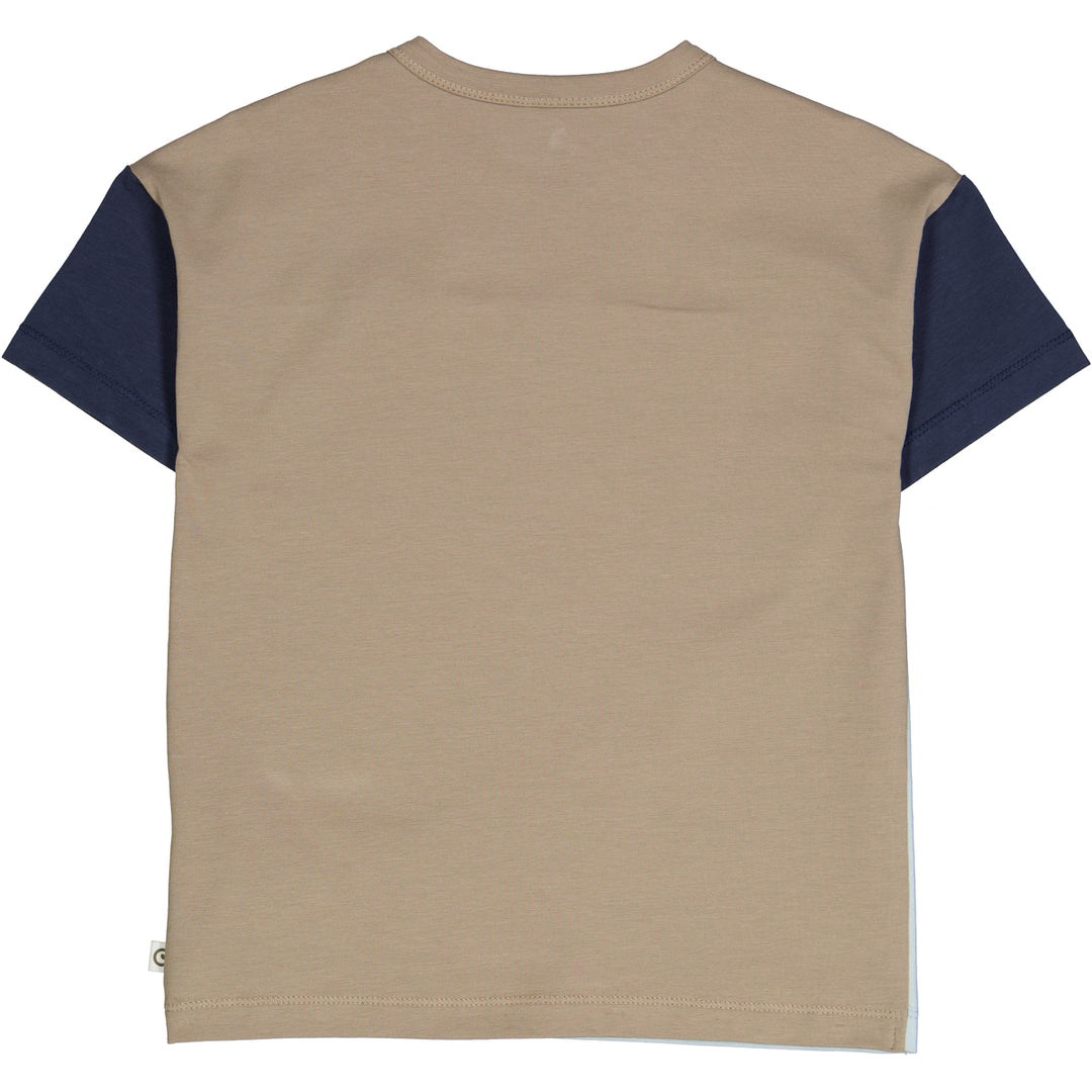 COZY ME pocket T-shirt